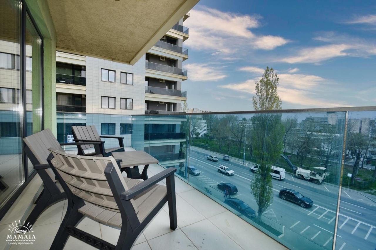 Sunny Luxury Apartment 2 Mamaia Buitenkant foto