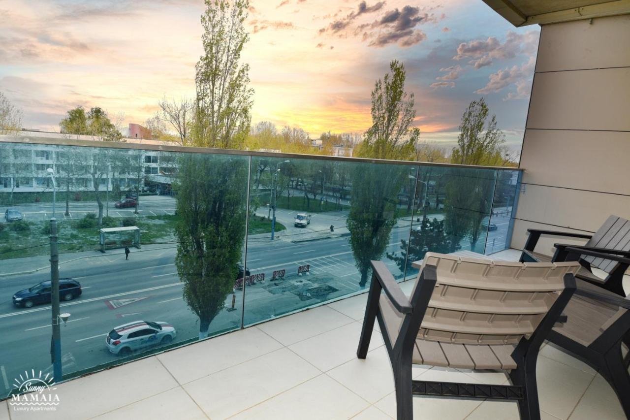 Sunny Luxury Apartment 2 Mamaia Buitenkant foto
