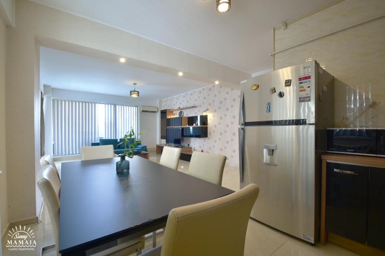 Sunny Luxury Apartment 2 Mamaia Buitenkant foto