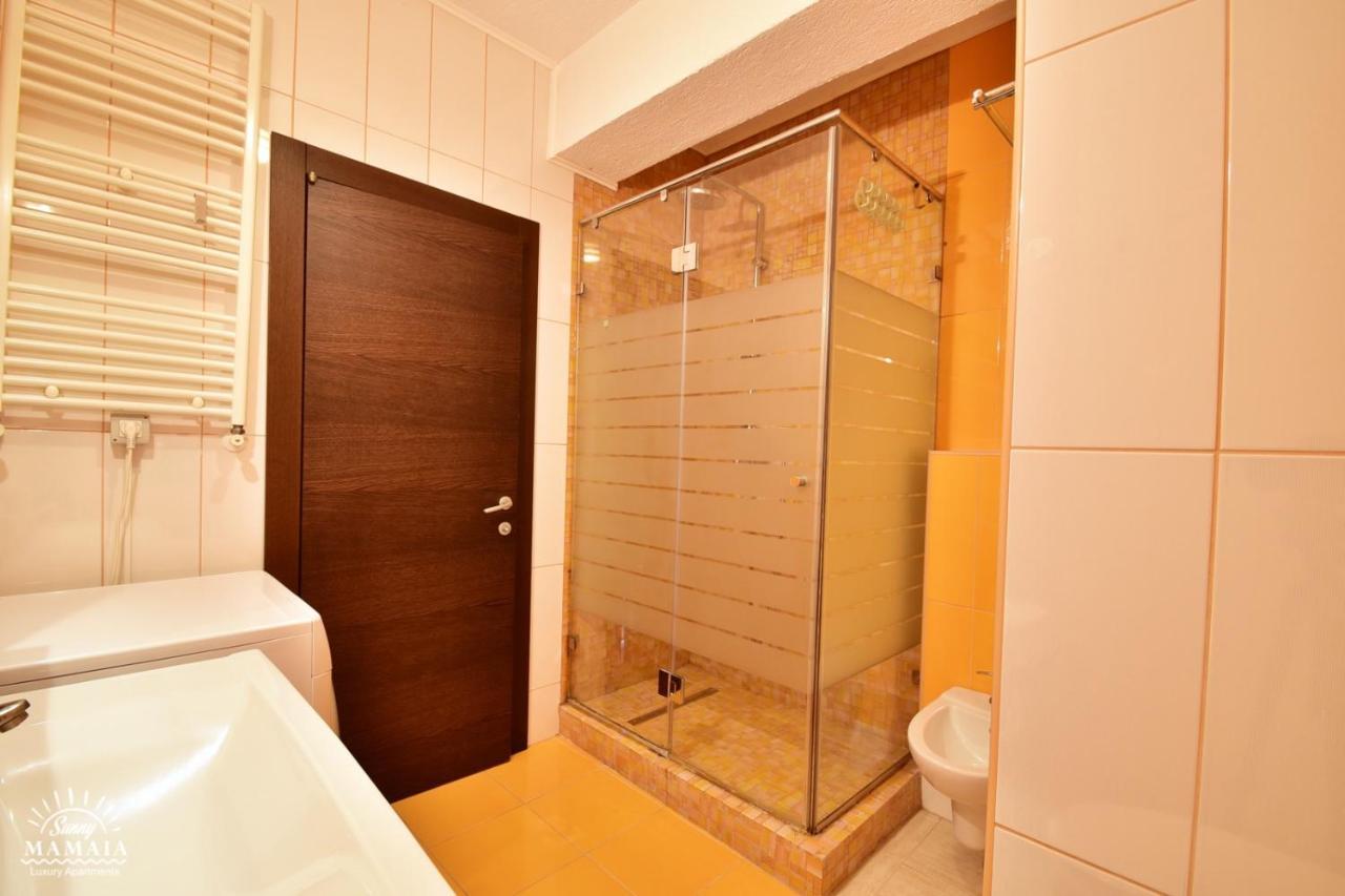 Sunny Luxury Apartment 2 Mamaia Buitenkant foto
